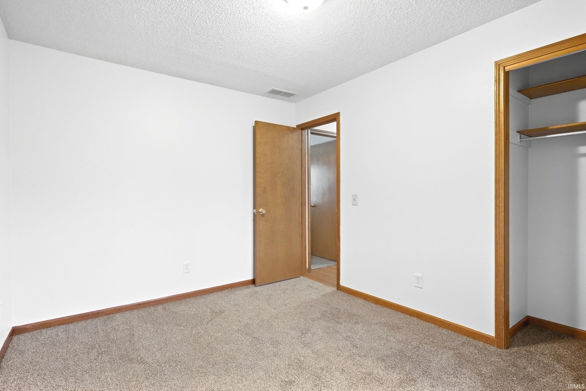 Image of 833 Laurel Hill Place